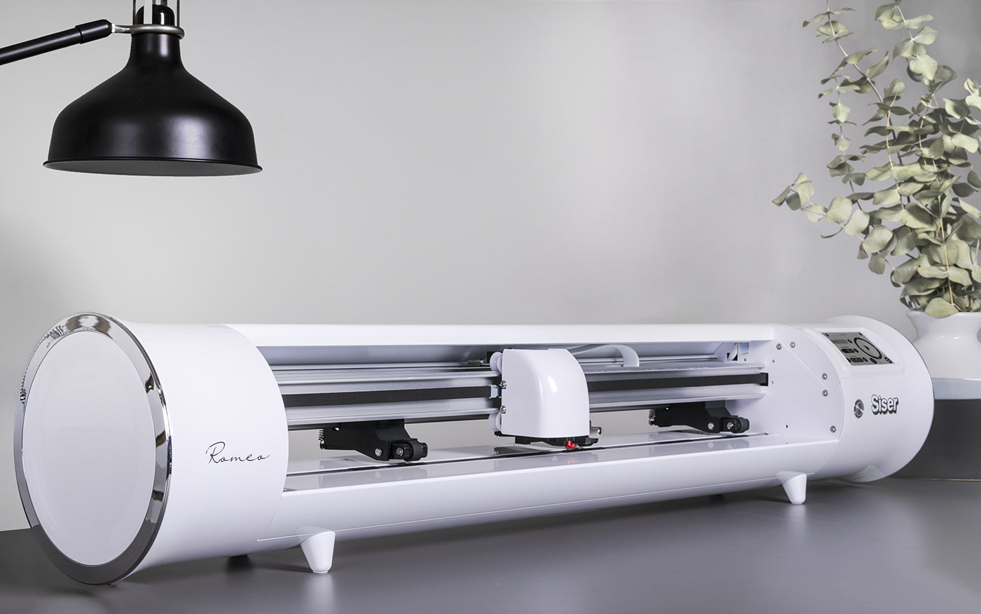 Siser Romeo® 60cm High-Definition Vinyl Cutter